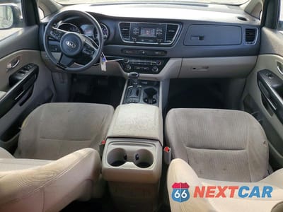 Zdjęcie 8 z 12 samochodu: 2016 KIA SEDONA LX VIN:KNDMB5C14G6178630 - miniatura