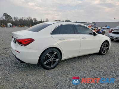 Trzecie zdjęcie samochodu z tyłu: 2019 MERCEDES-BENZ A 220 4MATIC VIN:WDD3G4FB8KW034802 - miniatura