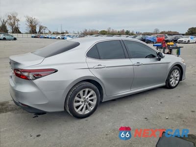 Trzecie zdjęcie samochodu z tyłu: 2023 TOYOTA CAMRY LE VIN:4T1R11AK5PU800494 - miniatura