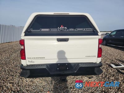 Zdjęcie 6 z 12 samochodu: 2023 CHEVROLET SILVERADO K2500 CUSTOM VIN:1GC4YME71PF105208 - miniatura