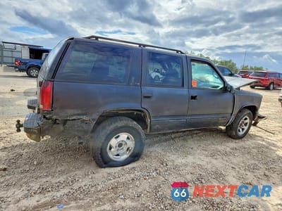 Trzecie zdjęcie samochodu z tyłu: 1995 GMC YUKON VIN:1GKEK13KXSJ759839 - miniatura