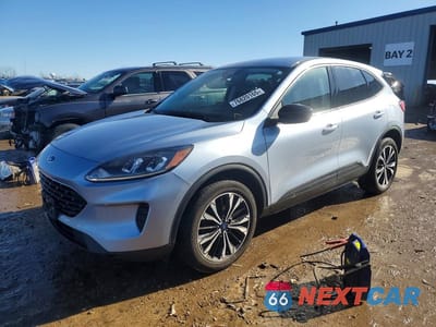 2022 FORD ESCAPE SE 1FMCU9G62NUB83137 - główne zdjęcie licytacji z USA - miniatura