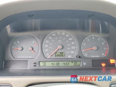 Zdjęcie 9 z 13 samochodu: 1998 VOLVO V70 XC VIN:YV1LZ564XW2472241 - miniatura