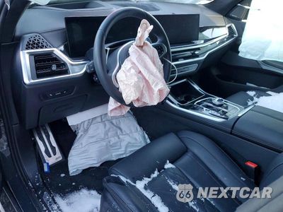 Zdjęcie 8 z 14 samochodu: 2025 BMW X5 M60I VIN:5UX33EU0XS9Y95828 - miniatura