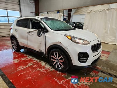 Czwarte zdjęcie samochodu z boku: 2018 KIA SPORTAGE EX VIN:KNDPN3AC6J7424804 - miniatura