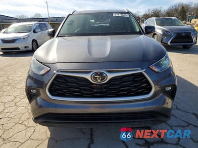 Piąte zdjęcie samochodu w środku: 2023 TOYOTA HIGHLANDER L VIN:5TDKDRAH8PS512957 - miniatura