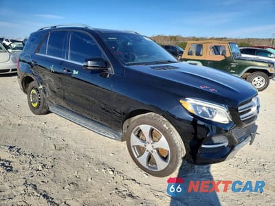 Czwarte zdjęcie samochodu z boku: 2016 MERCEDES-BENZ GLE 350 VIN:4JGDA5JB5GA772974 - miniatura