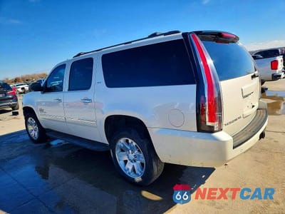 Drugie zdjęcie samochodu z przodu: 2013 GMC YUKON XL C1500 SLT VIN:1GKS1KE00DR370042 - miniatura