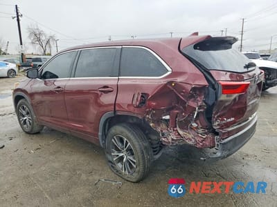 Drugie zdjęcie samochodu z przodu: 2017 TOYOTA HIGHLANDER LE VIN:5TDZZRFH5HS221651 - miniatura