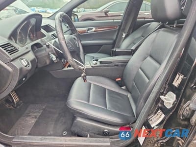 Zdjęcie 7 z 11 samochodu: 2010 MERCEDES-BENZ C 300 VIN:WDDGF5EB2AR092557 - miniatura