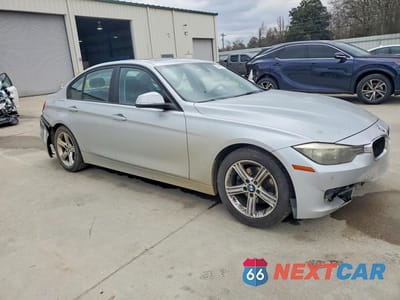 Czwarte zdjęcie samochodu z boku: 2014 BMW 328 I VIN:WBA3A5G59ENP33860 - miniatura