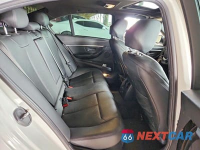 Zdjęcie 10 z 11 samochodu: 2018 BMW 330 VIN:WBA8B9C53JEE82993 - miniatura