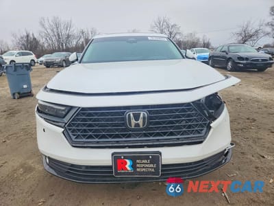 Piąte zdjęcie samochodu w środku: 2023 HONDA ACCORD TOURING HYBRID VIN:1HGCY2F85PA003786 - miniatura