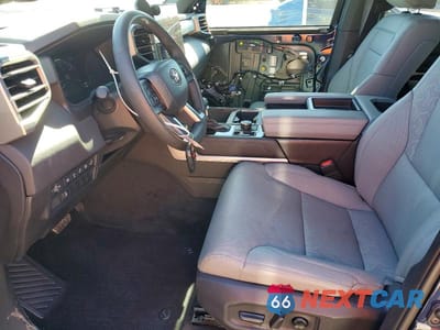 Zdjęcie 7 z 11 samochodu: 2025 TOYOTA TUNDRA CREWMAX LIMITED VIN:5TFJA5DB3SX263765 - miniatura