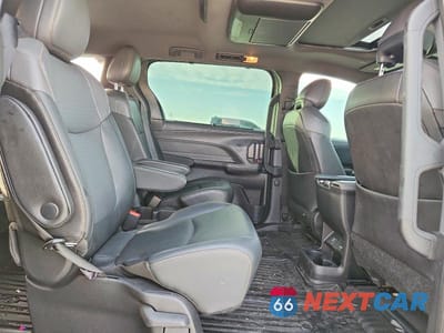 Zdjęcie 11 z 14 samochodu: 2022 TOYOTA SIENNA XLE VIN:5TDASKFC6NS049400 - miniatura