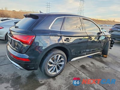 Trzecie zdjęcie samochodu z tyłu: 2023 AUDI Q5 PREMIUM PLUS 45 VIN:WA1EAAFY1P2164176 - miniatura
