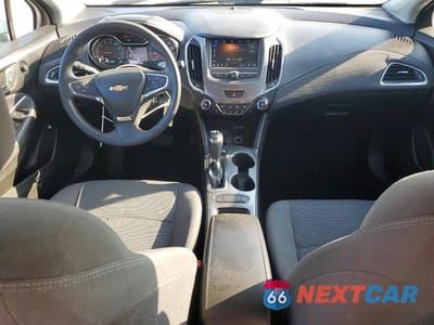Zdjęcie 8 z 12 samochodu: 2019 CHEVROLET CRUZE LT VIN:1G1BE5SM5K7109614 - miniatura