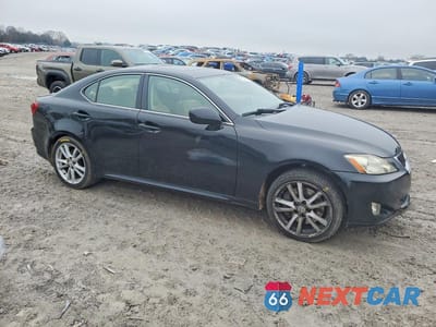Czwarte zdjęcie samochodu z boku: 2006 LEXUS IS 350 BASE VIN:JTHBE262562003776 - miniatura