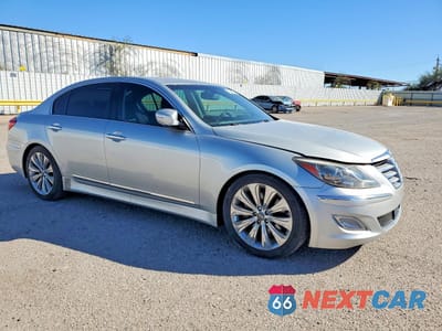 Czwarte zdjęcie samochodu z boku: 2012 HYUNDAI GENESIS 5.0L R-SPEC VIN:KMHGC4DHXCU187642 - miniatura