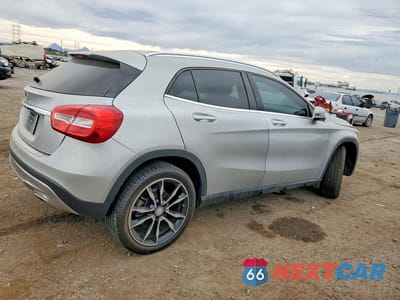 Trzecie zdjęcie samochodu z tyłu: 2016 MERCEDES-BENZ GLA 250 VIN:WDCTG4EB6GJ255678 - miniatura