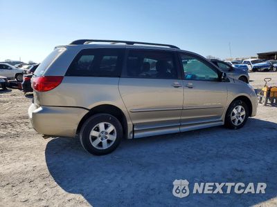 Trzecie zdjęcie samochodu z tyłu: 2010 TOYOTA SIENNA CE VIN:5TDKK4CC4AS300493 - miniatura
