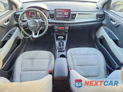 Zdjęcie 8 z 12 samochodu: 2023 KIA RIO 4D LX VIN:3KPA24AD8PE572328 - miniatura