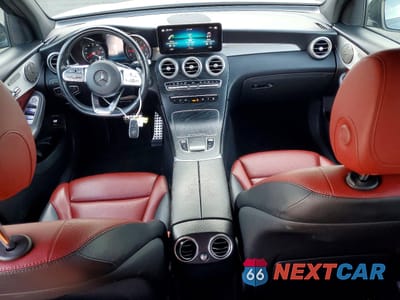 Zdjęcie 8 z 13 samochodu: 2022 MERCEDES-BENZ GLC 300 VIN:W1N0G8DBXNV331015 - miniatura