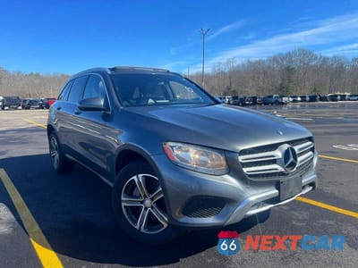 2017 MERCEDES-BENZ GLC 300 4MATIC WDC0G4KB8HF128331 - główne zdjęcie licytacji z USA - miniatura