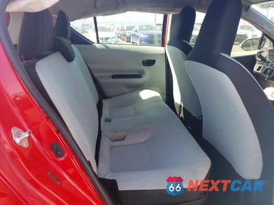 Zdjęcie 10 z 12 samochodu: 2014 TOYOTA PRIUS C ONE VIN:JTDKDTB37E1568639 - miniatura