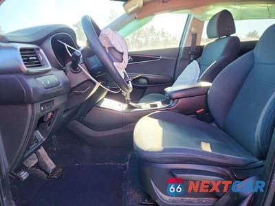 Zdjęcie 7 z 13 samochodu: 2019 KIA SORENTO LX VIN:5XYPGDA3XKG562673 - miniatura