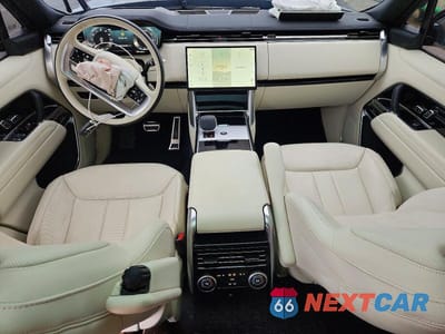 Zdjęcie 8 z 14 samochodu: 2025 LAND ROVER RANGE ROVER SE VIN:SALKP9FU1SA270041 - miniatura