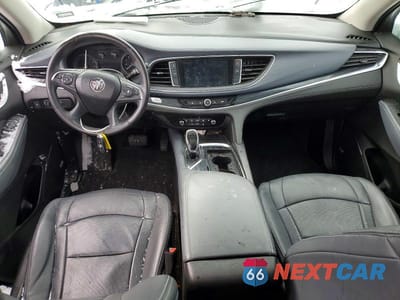 Zdjęcie 8 z 13 samochodu: 2020 BUICK ENCLAVE ESSENCE VIN:5GAEVAKW1LJ219855 - miniatura