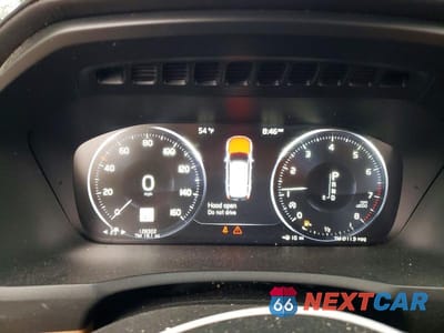 Zdjęcie 9 z 14 samochodu: 2016 VOLVO XC90 T6 VIN:YV4A22PL8G1014580 - miniatura
