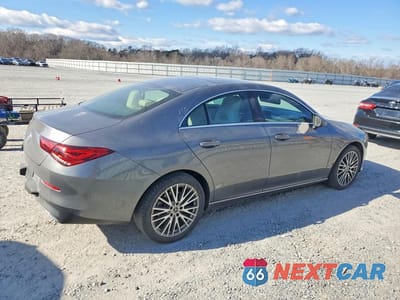 Trzecie zdjęcie samochodu z tyłu: 2020 MERCEDES-BENZ CLA 250 VIN:W1K5J4GB4LN092793 - miniatura