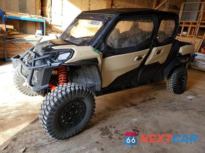 2023 CAN-AM COMMANDER MAX XT 1000R 3JBACAX40PE001678 - główne zdjęcie licytacji z USA - miniatura