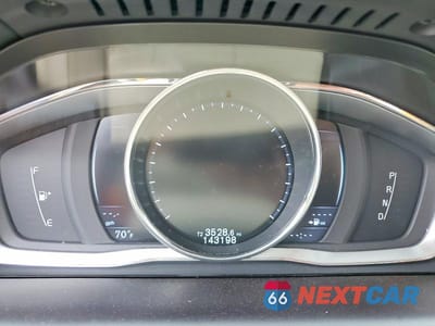 Zdjęcie 9 z 11 samochodu: 2016 VOLVO XC60 T5 PREMIER VIN:YV440MDK5G2840985 - miniatura