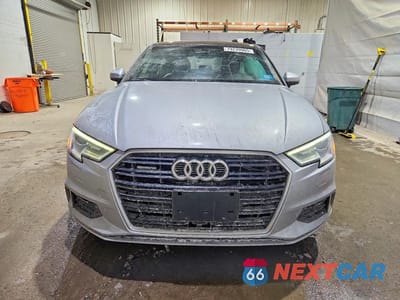 Piąte zdjęcie samochodu w środku: 2017 AUDI A3 PREMIUM VIN:WAUB8GFF6H1056758 - miniatura