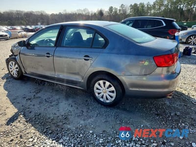 Drugie zdjęcie samochodu z przodu: 2013 VOLKSWAGEN JETTA BASE VIN:3VW2K7AJ4DM205646 - miniatura