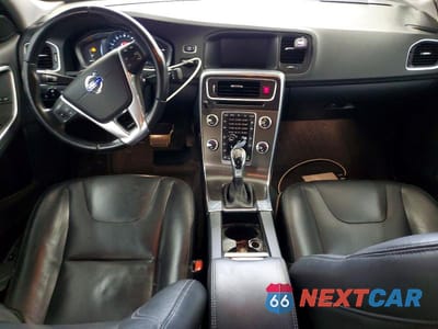Zdjęcie 8 z 13 samochodu: 2016 VOLVO S60 VIN:YV1612TK8G2392363 - miniatura