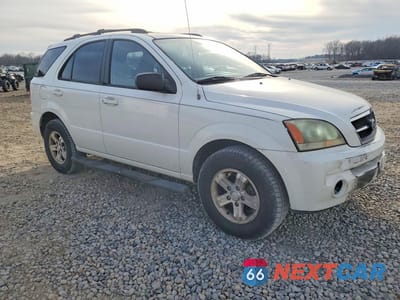Czwarte zdjęcie samochodu z boku: 2006 KIA SORENTO VIN:KNDJD733265619184 - miniatura