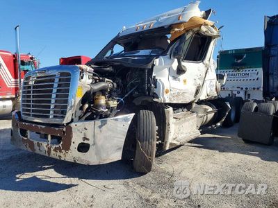 Drugie zdjęcie samochodu z przodu: 2016 FREIGHTLINER CASCADIA 125 SEMI TRUCK VIN:3AKJGLDR8GSGZ1927 - miniatura