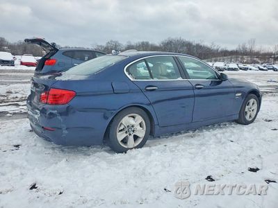 Trzecie zdjęcie samochodu z tyłu: 2012 BMW 528 XI VIN:WBAXH5C53CDW02624 - miniatura