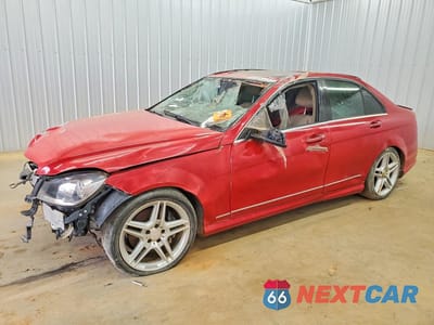 2013 MERCEDES-BENZ C 350 WDDGF5HB8DA848049 - główne zdjęcie licytacji z USA - miniatura