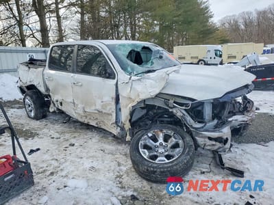 Czwarte zdjęcie samochodu z boku: 2021 RAM 1500 BIG HORN VIN:1C6SRFFT6MN642600 - miniatura
