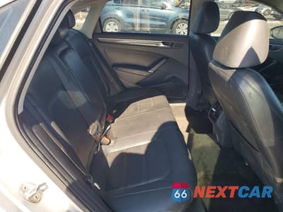 Zdjęcie 10 z 12 samochodu: 2016 VOLKSWAGEN PASSAT SE VIN:1VWBT7A3XGC010140 - miniatura