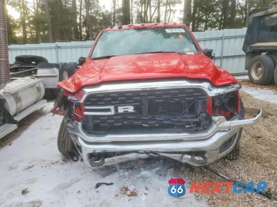 Piąte zdjęcie samochodu w środku: 2024 RAM 5500 VIN:3C7WRNDL2RG128155 - miniatura