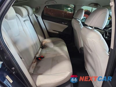 Zdjęcie 10 z 12 samochodu: 2021 HONDA INSIGHT EX VIN:19XZE4F52ME004566 - miniatura
