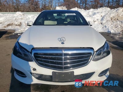 Piąte zdjęcie samochodu w środku: 2014 MERCEDES-BENZ E 350 4MATIC VIN:WDDHF8JB0EA898560 - miniatura