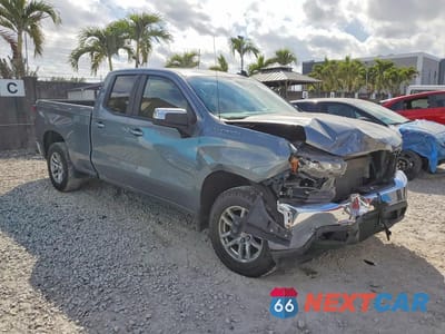 Czwarte zdjęcie samochodu z boku: 2020 CHEVROLET SILVERADO C1500 LT VIN:1GCRWCED2LZ157452 - miniatura
