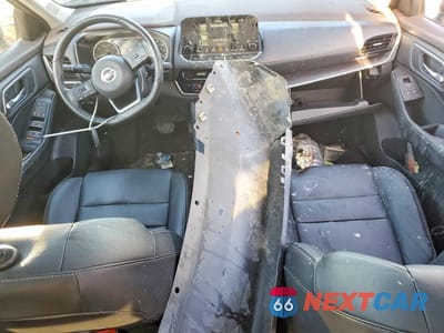 Zdjęcie 8 z 11 samochodu: 2021 NISSAN ROGUE SL VIN:5N1AT3CB1MC701446 - miniatura